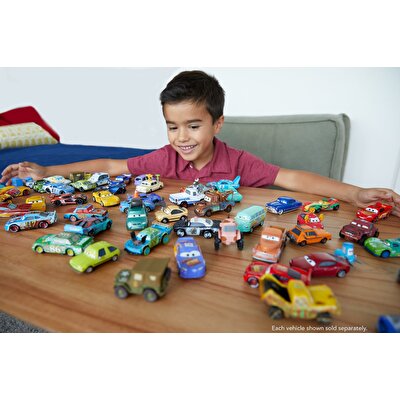 Cars Tekli Arabalar Rust-Eze Cruz Ramirez FGD72