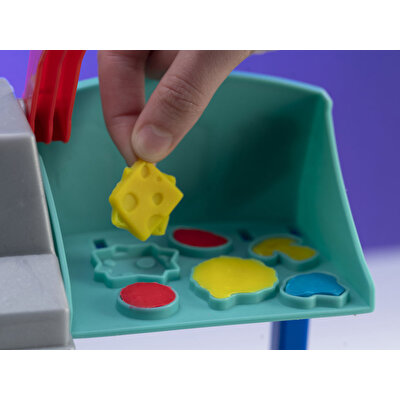 Play Doh Restoran Oyun Seti̇