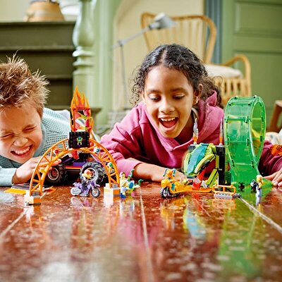 LEGO City Çift Çemberli Gösteri Arenası 60339