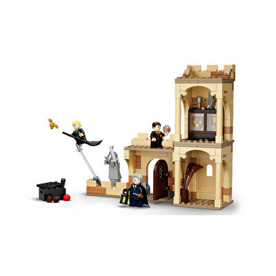 LEGO Harry Potter Hogwarts: İlk Uçuş Dersi 76395