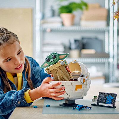 LEGO Star Wars Uçan Bebek Arabalı Grogu 75403