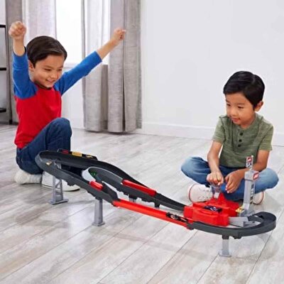 Hot Wheels Yarışları Formula 1 Temel Yarış Pisti JNN32