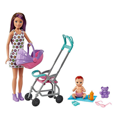 Barbie Bebek Bakıcılığı Oyun Seti Gezdirme Temalı GXT34