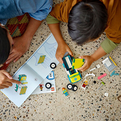 LEGO City Acil Ambulansı ve Snowboardcu 60403