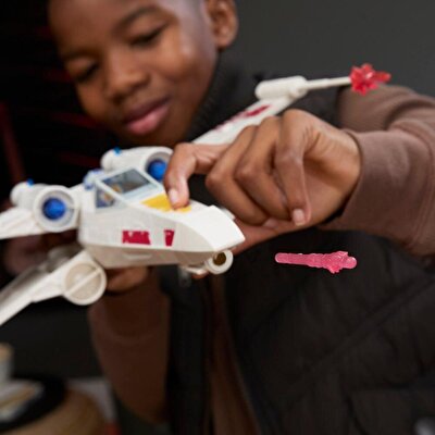 Star Wars Epic Force Strike X Wing Kanatlı Araç Aksiyon Figürü G0768