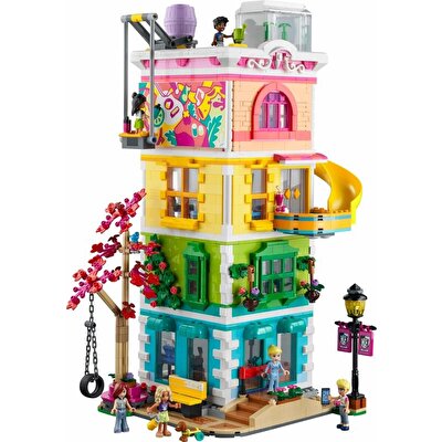 LEGO Friends Heartlake City Toplum Merkezi 41748