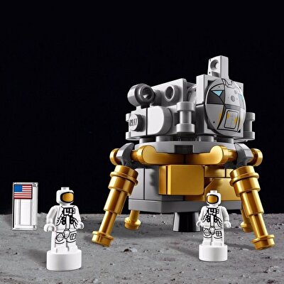 LEGO® NASA  Apollo Saturn 92176