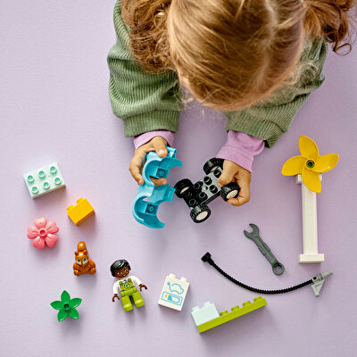 LEGO Duplo Rüzgar Türbini ve Elektrikli Araba 10985
