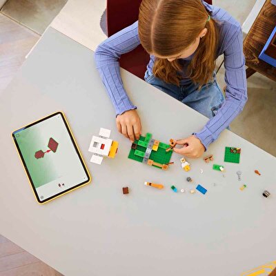 LEGO Minecraft Tavuk Çiftliği 21585