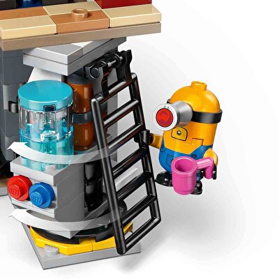 LEGO Despicable Me 4 Minyonlar ve Gru'nun Aile Köşkü 75583