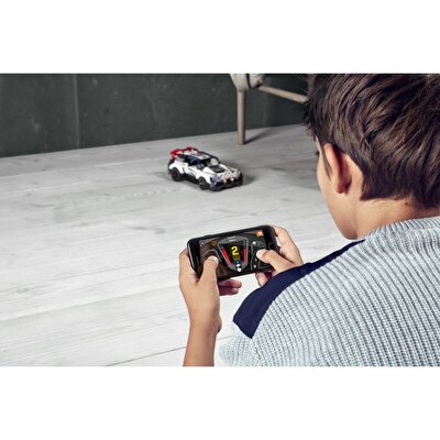 LEGO Technic Uygulama Kumandalı Top Gear Ralli Arabası 42109