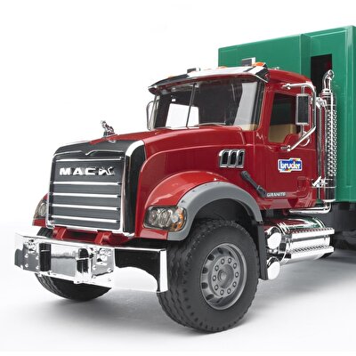 Bruder MACK Granite Çöp Kamyonu