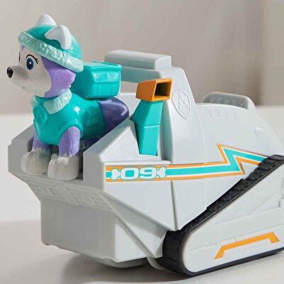 Paw Patrol Everest Figürü ve Kar Küreme Aracı