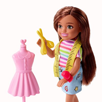 Barbie Chelsea Meslekleri Öğreniyor Bebek Serisi Moda Tasarımcısı HCK70