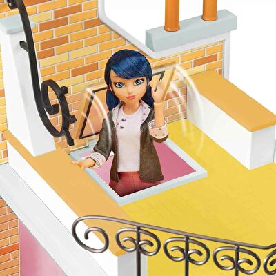 Miraculous Ladybug Marinette'in 2'si 1 Arada Oyun Seti