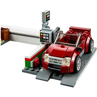 LEGO® City Service Station
