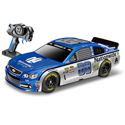 Nikko Uzaktan Kumandalı 1:16 Ölçekli Yarış Seti