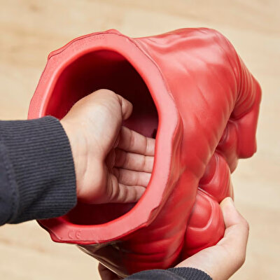 Marvel Avengers Kaptan Amerika: Cesur Yeni Dünya Kırmızı Hulk Gama Smash Yumruklar G0070