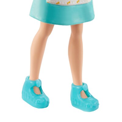 Polly Pocket ve Arkadaşları Serisi Mavi Beyaz Kıyafetli Polly GKL27