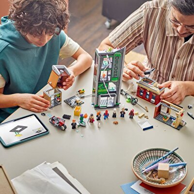 LEGO Marvel Örümcek Adam Oscorp’a Karşı 76324