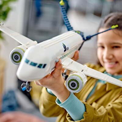 LEGO City Yolcu Uçağı 60367