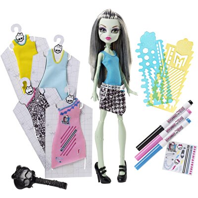 Monster High Çılgın Kıyafet Tasarım Merkezi