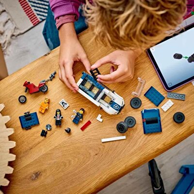 LEGO City Polis Mahkum Nakliye Aracı 60479