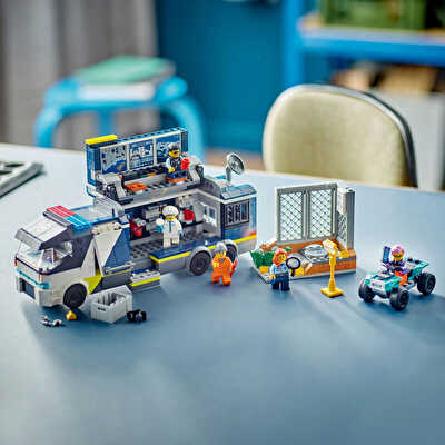 LEGO City Polis Mobil Suç Laboratuvarı Kamyonu 60418