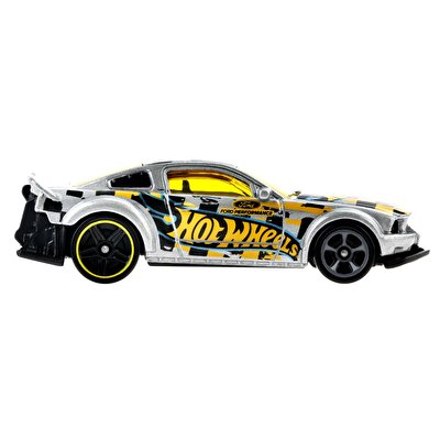 Hot Wheels Tekli Arabalar 2005 Ford Mustang HCV12