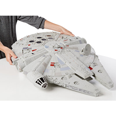 Star Wars Millenium Falcon Ses ve Işık Efektli
