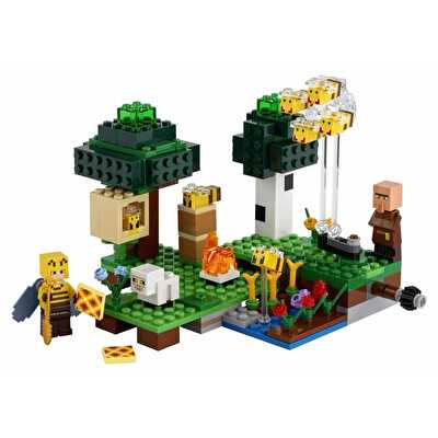 LEGO Minecraft Arı Çiftliği 21165
