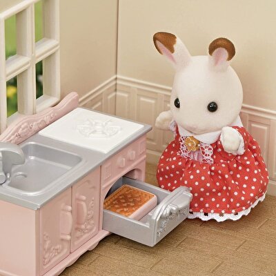 Sylvanian Families Kırmızı Çatılı Başlangıç Evi