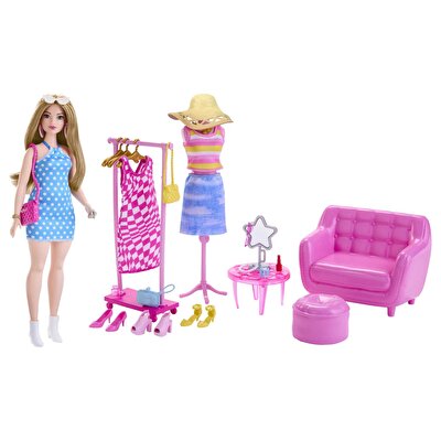 Barbie'nin Kıyafet ve Aksesuar Askısı Oyun Seti HPL78