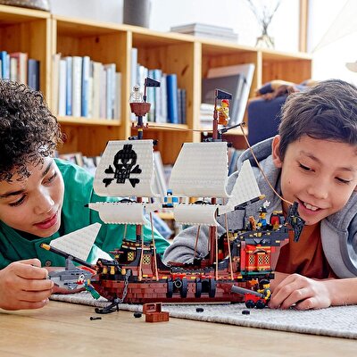 LEGO Creator Korsan Gemisi 31109