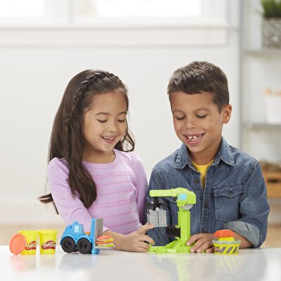 Play-Doh Çalışkan Vinç ve Forklift E5400