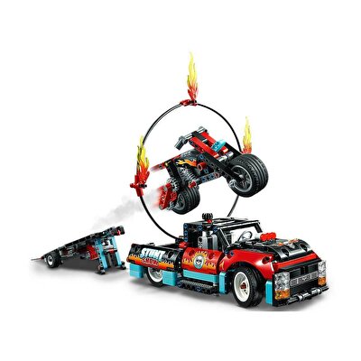 LEGO Technic Gösteri Kamyonu ve Motosikleti 42106