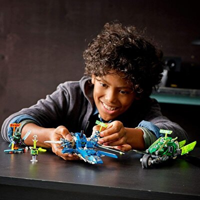 LEGO Ninjago Jay ve Lloyd'un Hızlı Yarışçıları 71709