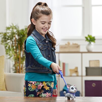 Furreal Yürüyen Çiş Yapan Minik Dostlarım Gri Köpek E8953