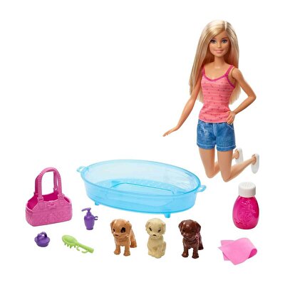 Barbie ve Köpekleri Banyo Keyfinde Oyun Seti GDJ37