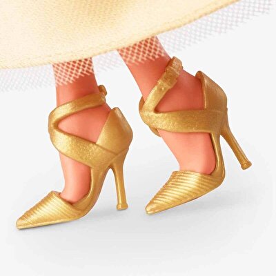 Barbie 2023 Mutlu Yıllar Bebeği Kumral HJX06