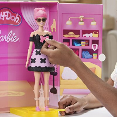 Play Doh Barbie Tasarımcı Moda Gösterisi G31564