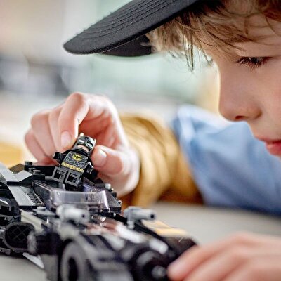 LEGO DC Batmobile Batman'in Joker Takibi 76224