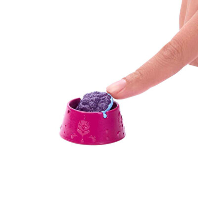 Disney Karlar Ülkesi Anna Bebek ve Yavru Kurtçuk JFG17