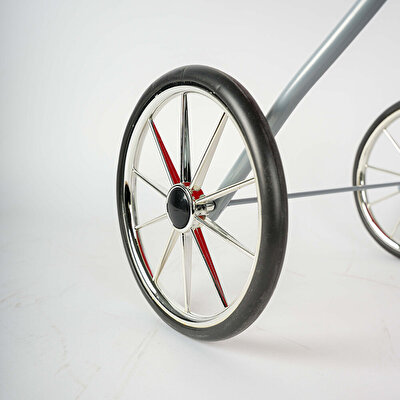 Gümüş Tekerlekli Beşikli Puset