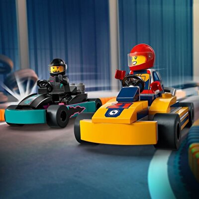 LEGO City Go-Kartlar ve Yarış Sürücüleri 60400