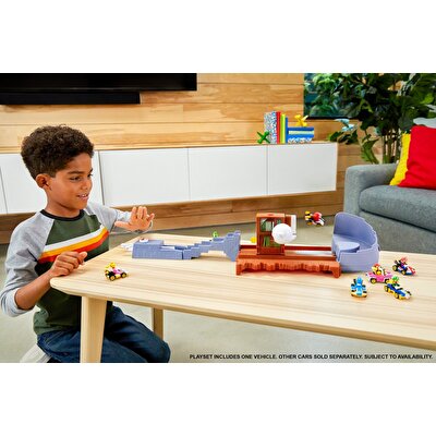 Hot Wheels Mario Kart Çılgın Yaratıklar Oyun Seti Boo's Spooky Sprint GNM23