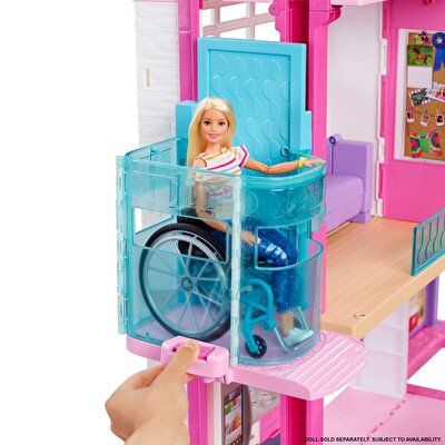 Barbie'nin Üç Katlı Rüya Evi ve Aksesuarları Oyun Seti GNH53