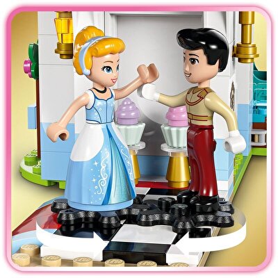 LEGO Disney Princess Sindirella’nın Şatosu ve At Arabası 43275