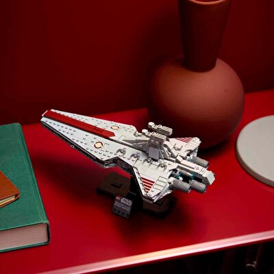 LEGO Star Wars Venatör Sınıfı Saldırı Kruvazörü 75441