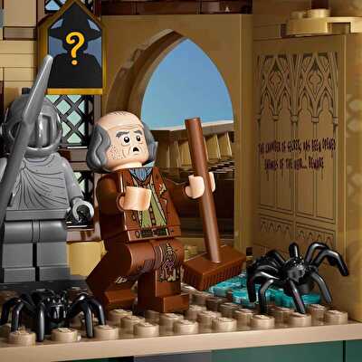 LEGO Harry Potter Hogwarts Şatosu: Doğu Kanadı 76473